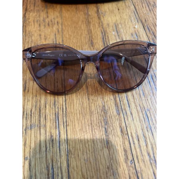 NEW Salvatore Ferragamo SF1073S-278 Sunglasses 54mm 100% Authentic - Picture 6 of 10